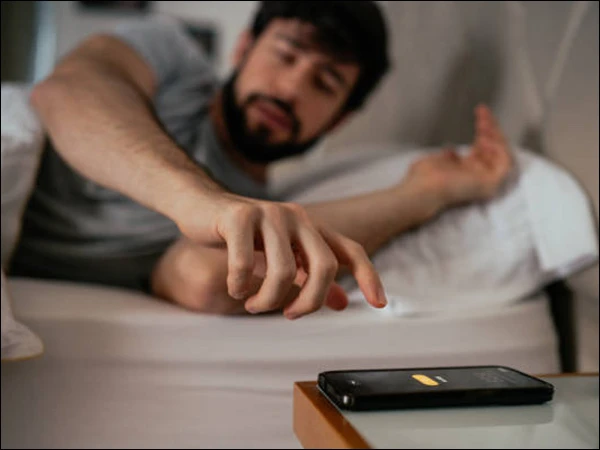 HEALTH SLEEP SCREEN TIME