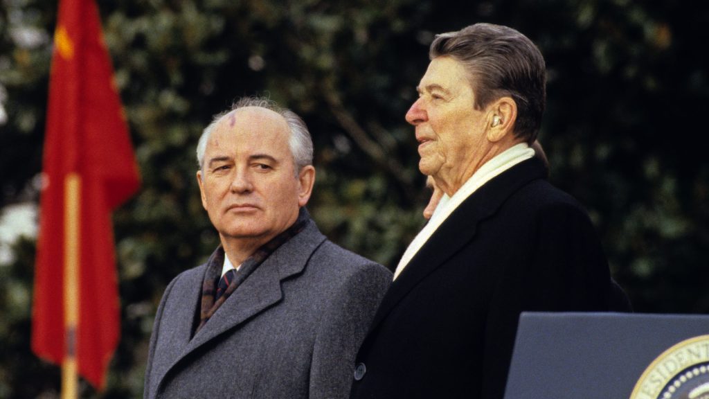 Blog-Gorba-and-Ronald-Regan